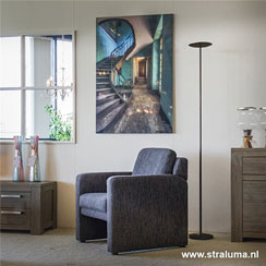 indirecte verlichting - ideeën en inspiratie | Scandinavische vloerlamp-uplighter zwart Scandinavische vloerlamp-uplighter zwart